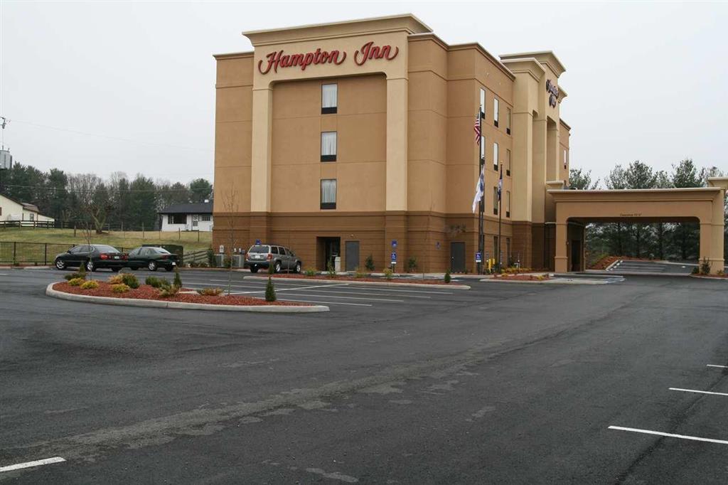 Hampton Inn Galax Exteriör bild